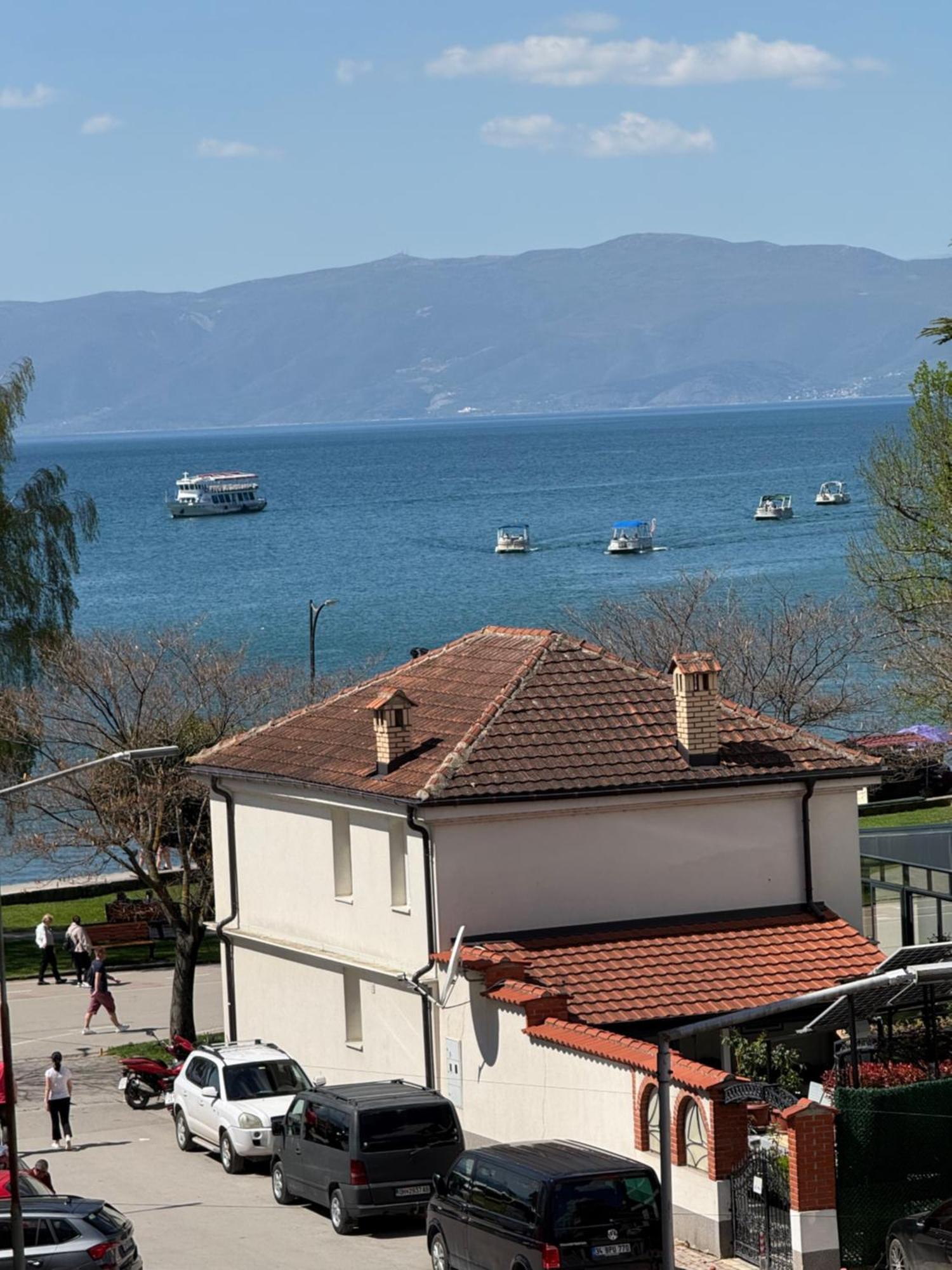 Exclusive Apartments With Lake View Ohrid Exteriör bild