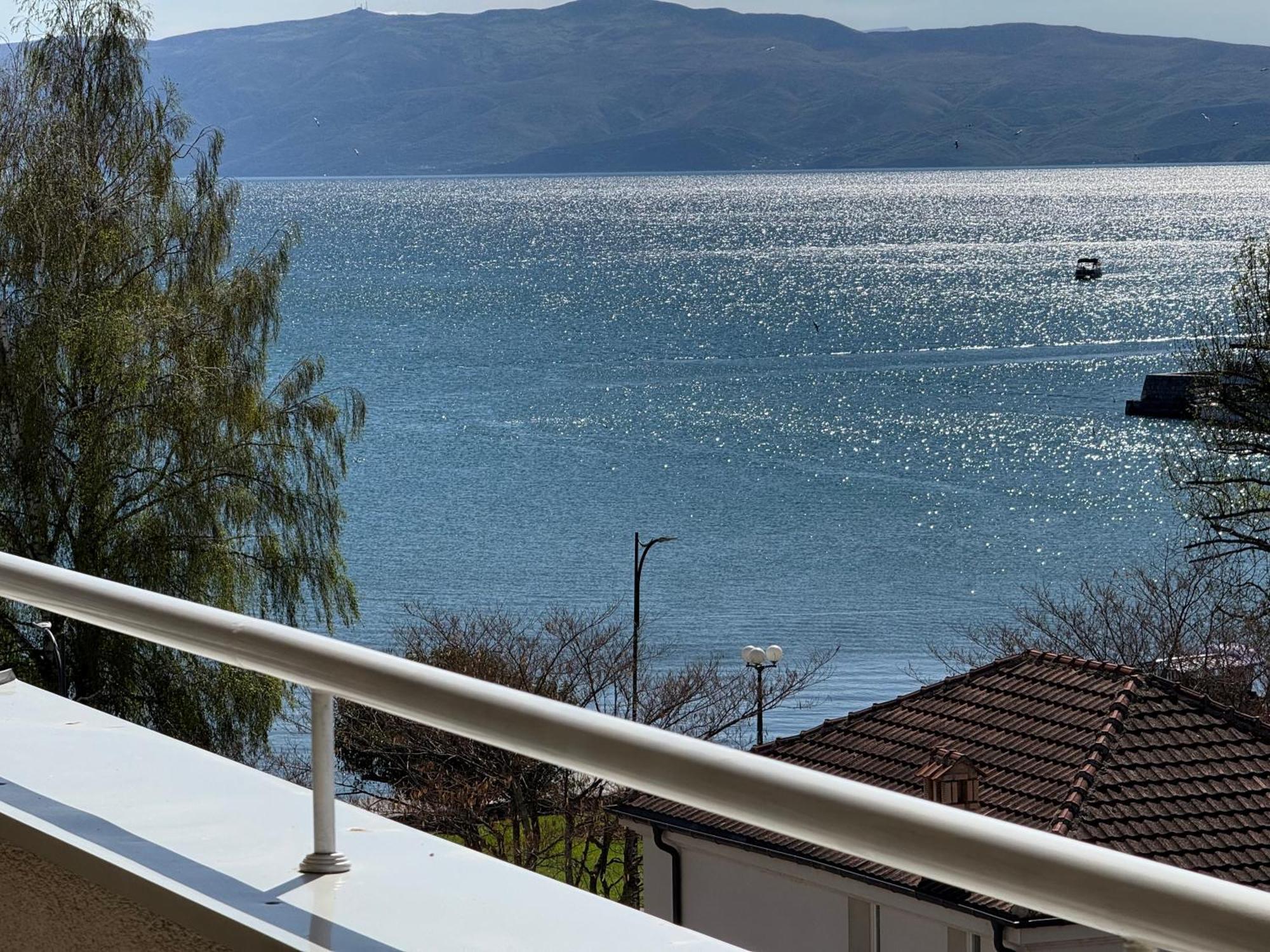 Exclusive Apartments With Lake View Ohrid Exteriör bild